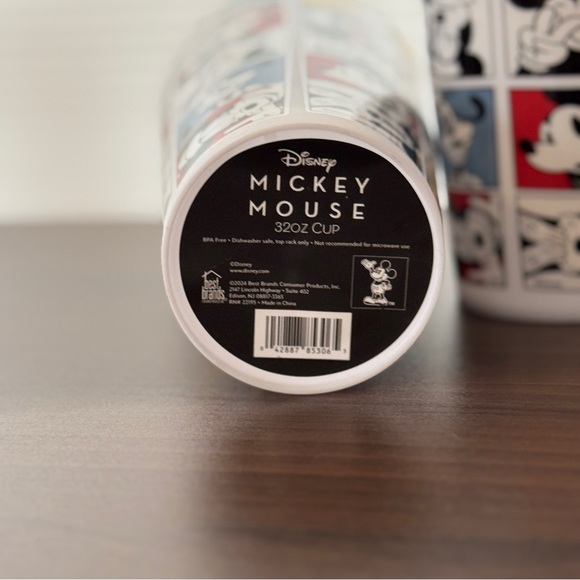 NWT Disney Mickey and friends  32oz Cup Set of 3 - Picture 2 of 2